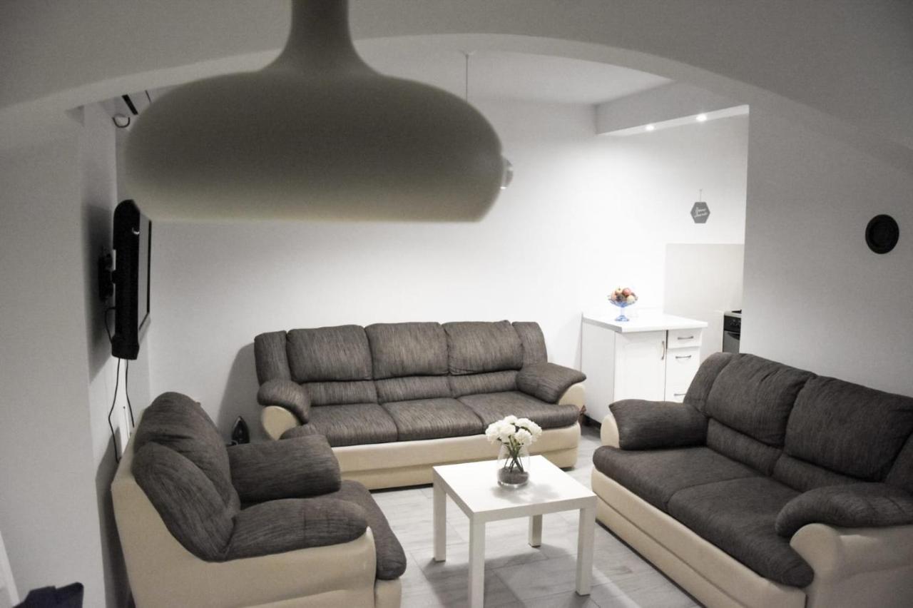 Apartment Nona Šmrika Buitenkant foto